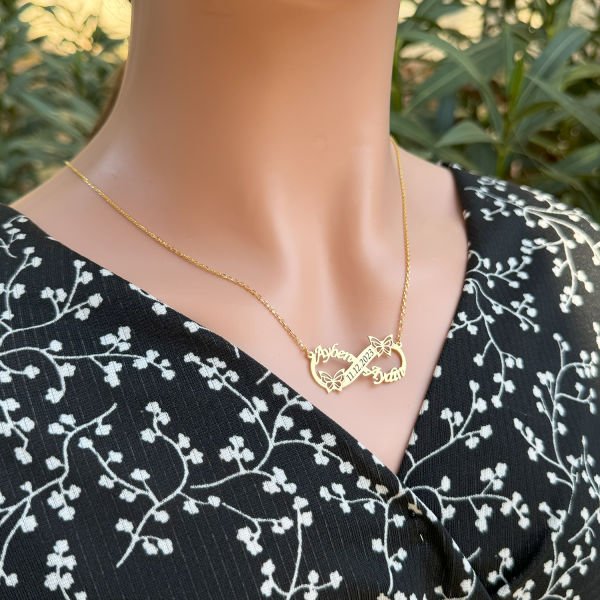 Gümüş Kelebekli Sonsuzluk İsimli Kolye