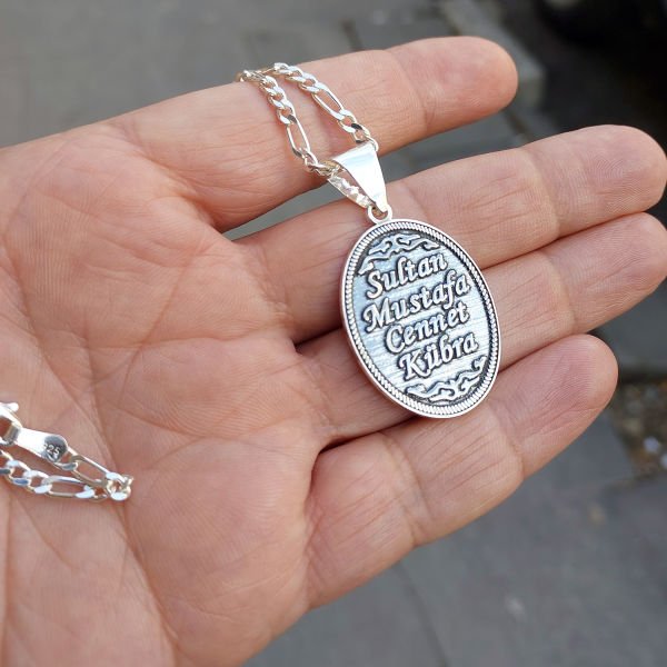 Gümüş İsimli Erkek Madalyon Kolye