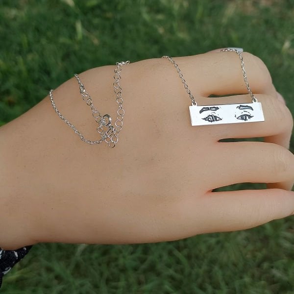 Gümüş Göz Çizimli Kolye