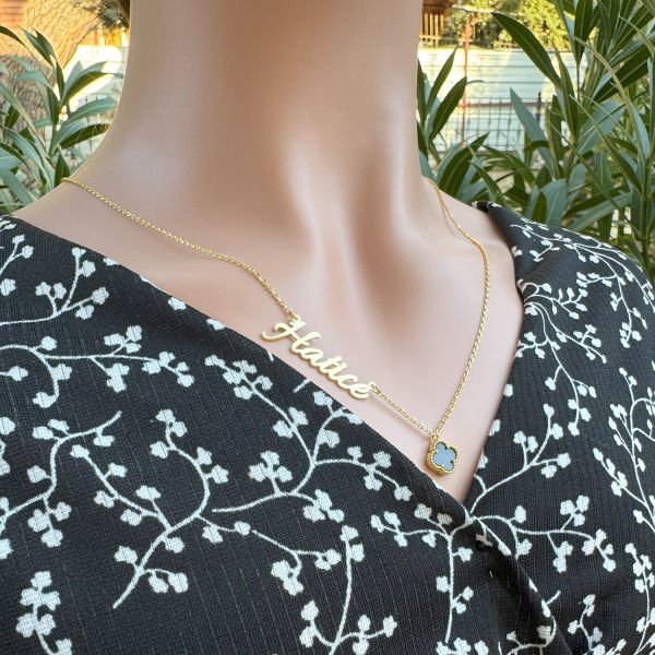 Gümüş İsimli Yonca Kolye