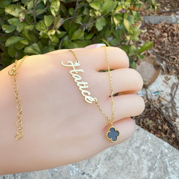 Gümüş İsimli Yonca Kolye