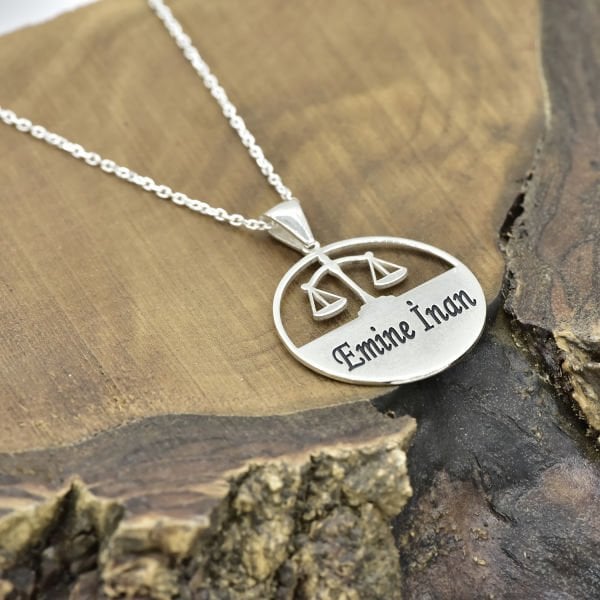 Gümüş Adalet Terazi Kolye