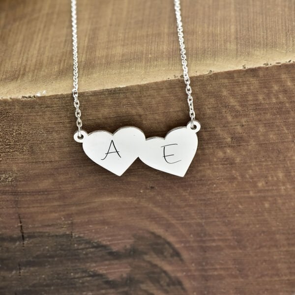 Gümüş Kalp Tasarımlı Harfli Kolye