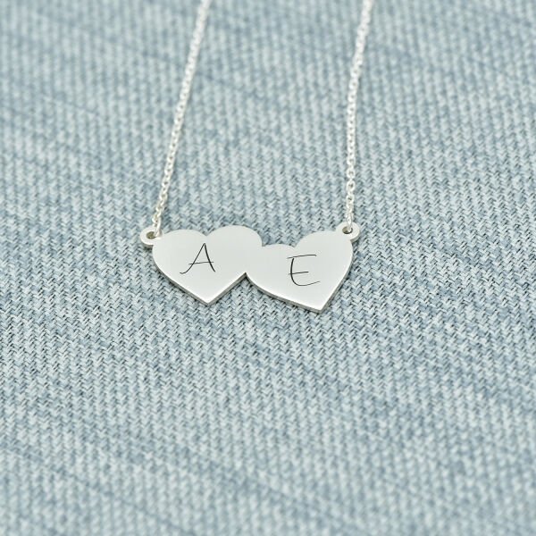 Gümüş Kalp Tasarımlı Harfli Kolye