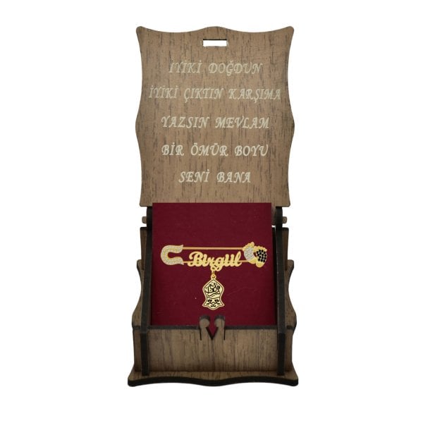 Gümüş Patikli İsimli Bebek Yaka İğnesi