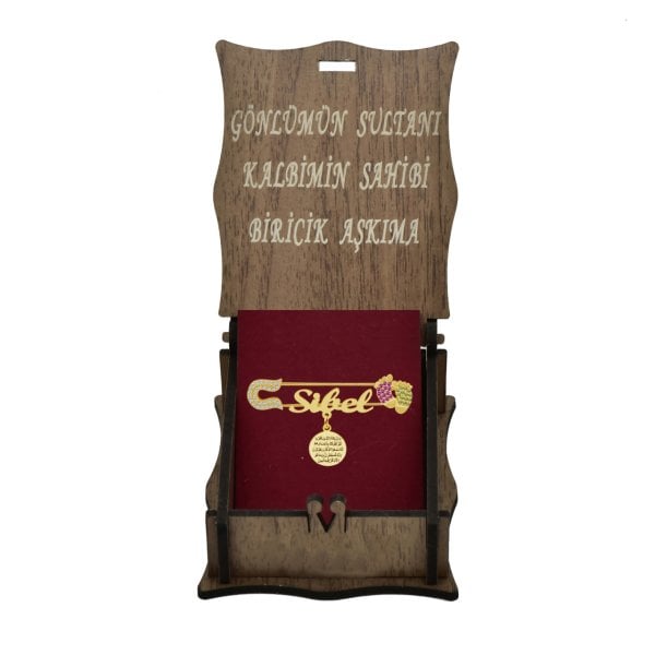 Gümüş Sarı Kırmızı Patikli İsimli Bebek İğnesi