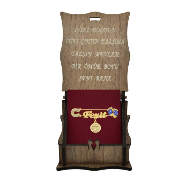 Gümüş Patikli İsimli Bebek Yaka İğnesi