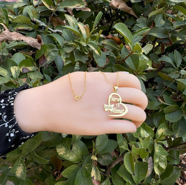 Gümüş Özel Tasarım Kalpli Kelebekli İsimli Kolye