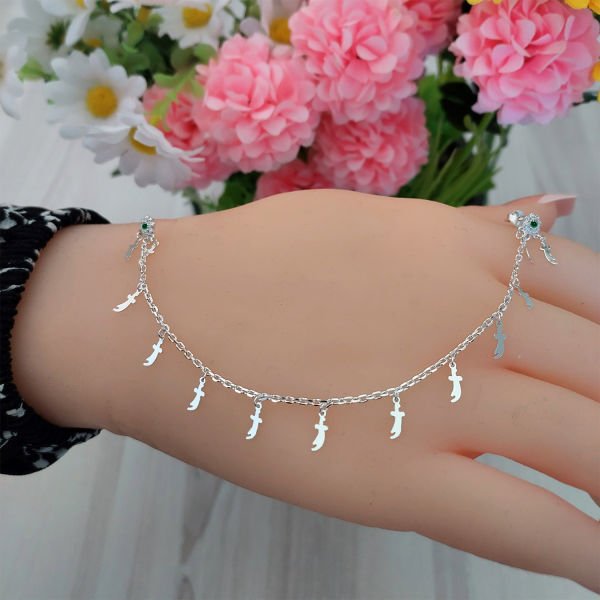 Gümüş Burundan Kulağa Hızma