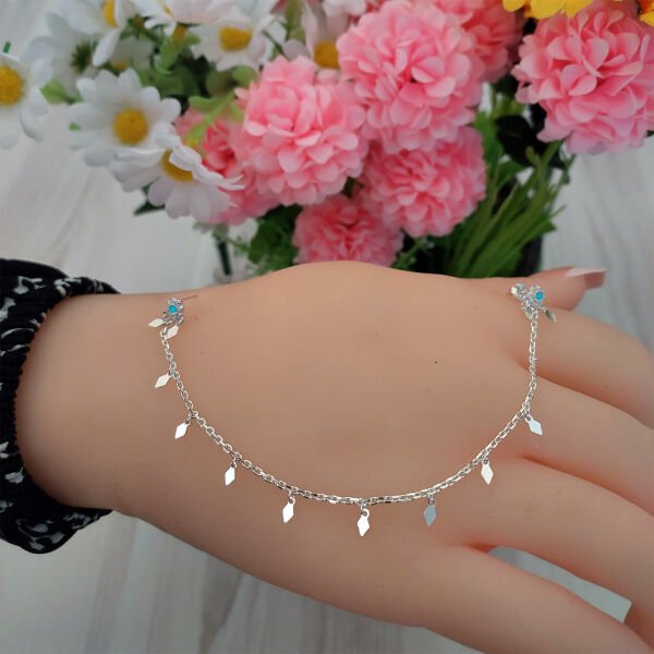 Gümüş Kulaktan Buruna Hızma