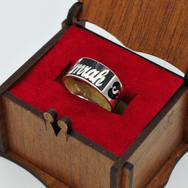 Gümüş Kalpli Mineli İsimli Erkek Yüzük