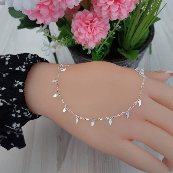 Gümüş Kulaktan Buruna Hızma