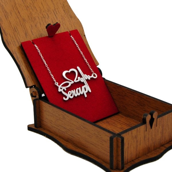 Gümüş Kişiye Özel Kalp Ritimli İsimli Kolye