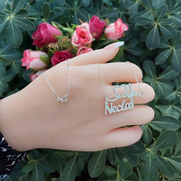 Gümüş Kişiye Özel Kalp Ritimli İsimli Kolye