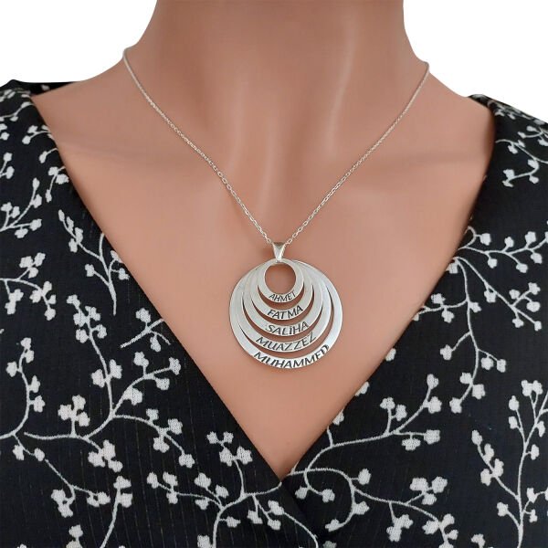 Gümüş Özel Tasarım Taşsız 5 Halkalı İsimli Kolye