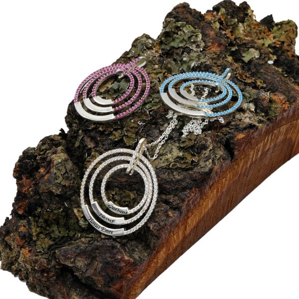 Gümüş Taşlı Üç Halkalı İsimli Kolye