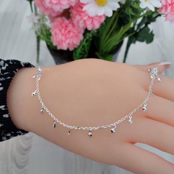 Gümüş Kulaktan Buruna Hızma