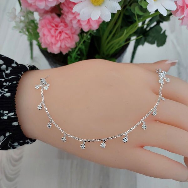 Gümüş Burundan Kulağa Hızma