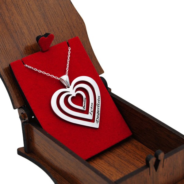 Gümüş Özel Tasarım Taşsız 3 Kalpli İsimli Kolye