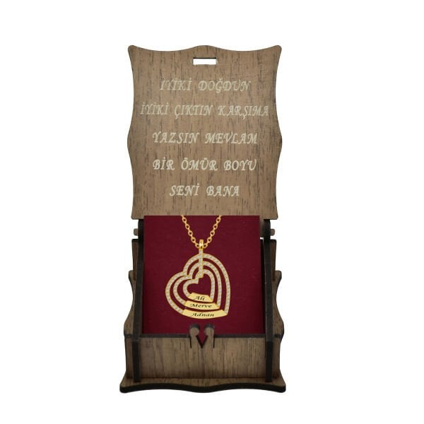 Gümüş Taşlı 3 Kalpli Tasarım İsimli Kolye