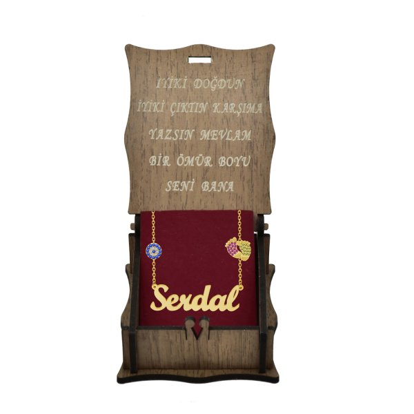 Gümüş Zinciri Renkli Patik Nazarlıklı İsimli Kolye